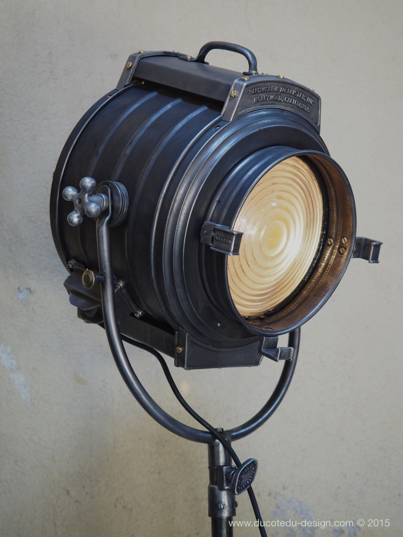 16mm projection lens Simpson Optical Mfg. Co. Chicago 16mm coated lens 2-1/2 16mm projection lens Simpson Optical Mfg. Co. Chicago 16mm coated lens 2-1/2